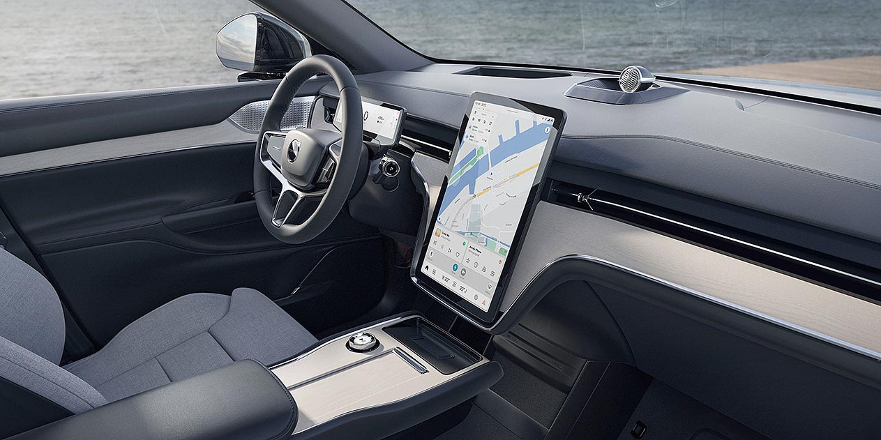 Volvo EX90 interior
