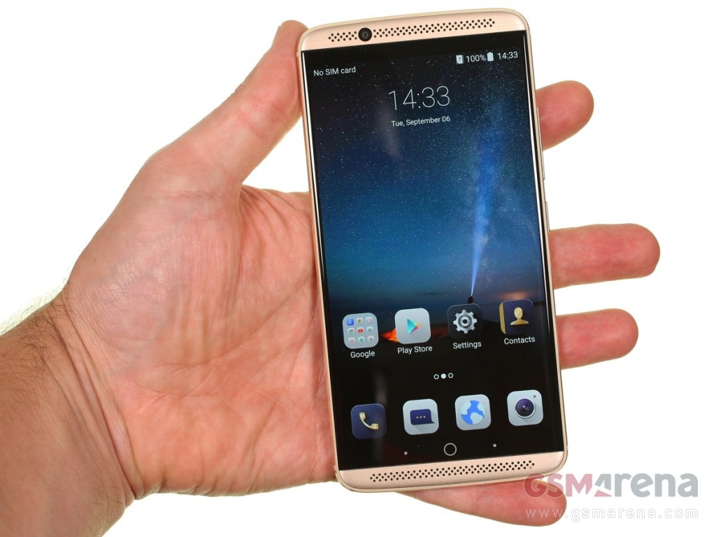 ZTE Axon 7