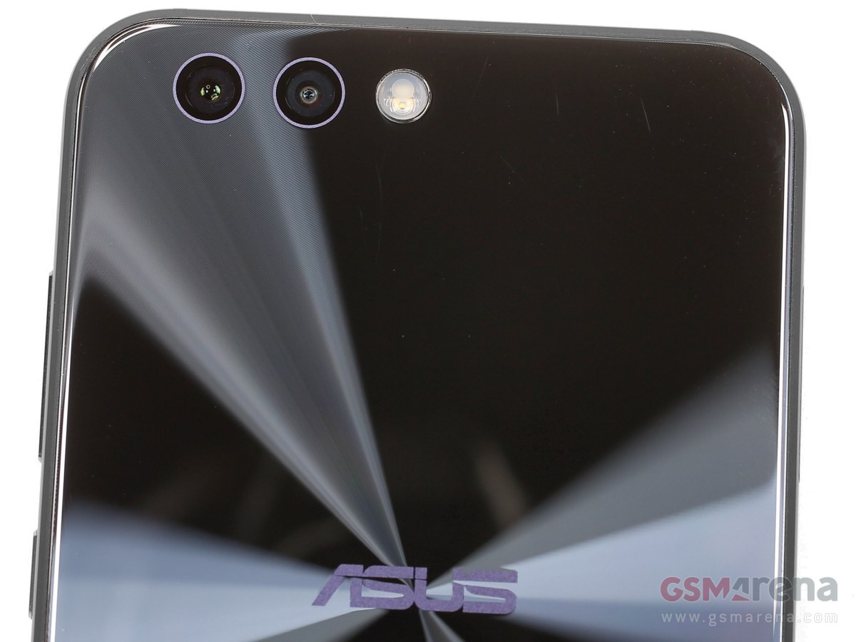 Asus Zenfone 4 ZE554KL