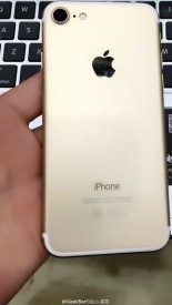 Alleged iPhone 7
