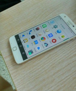 More Moto Z Play pictures