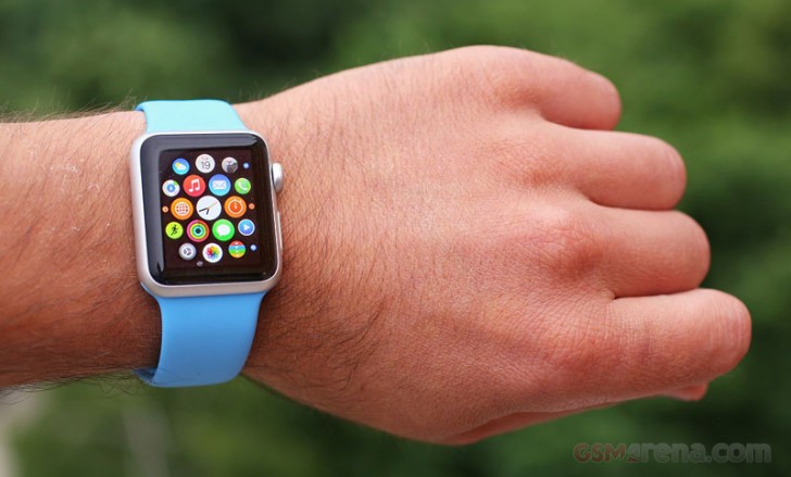 Apple begins offering refurbished Apple Watch Series 1 & 2  display picture 2