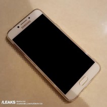 Alleged Samsung Galaxy C7 Pro live images