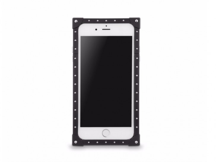 iPhone7プラス LOUIS VUITTON iPhone 7 and 7 Plus cases by Louis Vuitton start at $1,180 and go