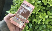 Here are some hands-on shots of the Bronze Pink Sony Xperia XZ Premium