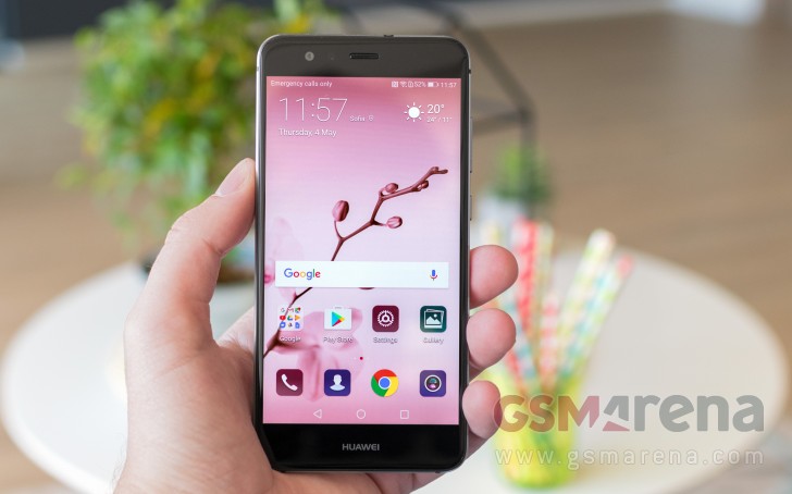 Just in: Huawei P10 Lite hands-on - GSMArena.com news