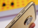 Moto Z2 Force: Buttons - News 17 07 Moto Z2 Force Hands On review