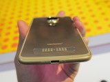 Moto Z2 Force: Bottom - News 17 07 Moto Z2 Force Hands On review