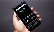 BlackBerry KEYone Limited Edition Black hands-on