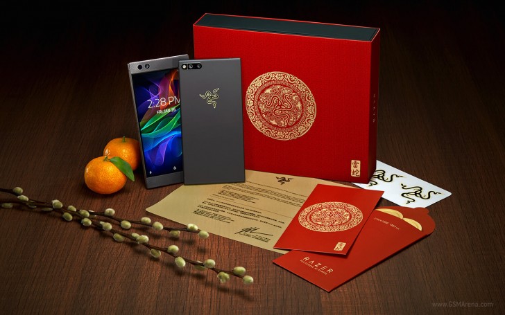 Limited Razer Phone 2018 Gold Edition celebrates the Spring