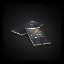 BlackBerry KEY2 LE in Champagne