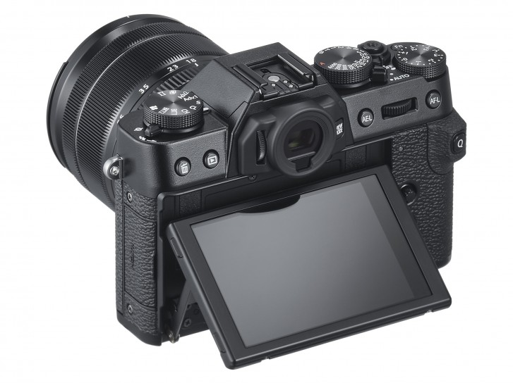 Fujifilm X-T30 is a $900 mirrorless camera with most of X-T3's