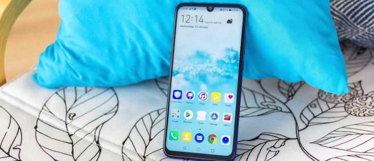Huawei P Smart (2019) arrives in Japan as Huawei nova lite 3