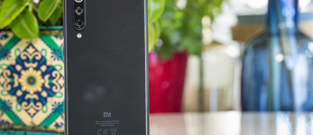 Xiaomi Mi 9 SE in for review - GSMArena.com news