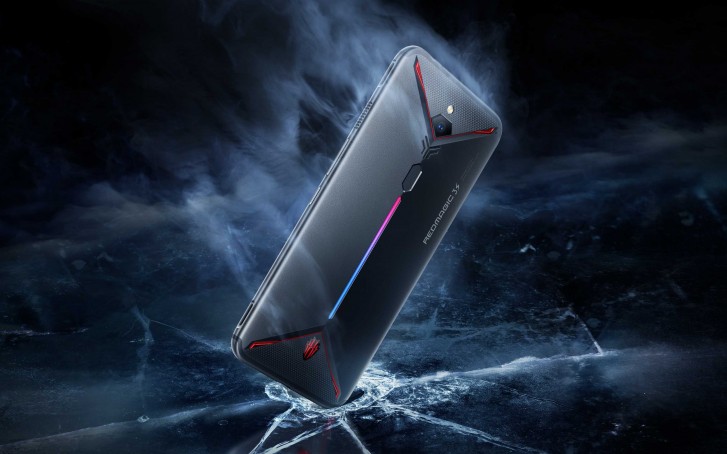 The Eclipse Black color of nubia Red Magic 3s is finally available