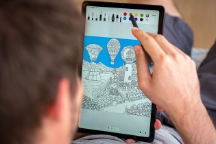 Typing and drawing with the S Pen