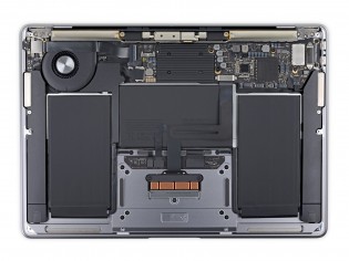 Teardown of M1-powered MacBook Air and Pro shows very little has