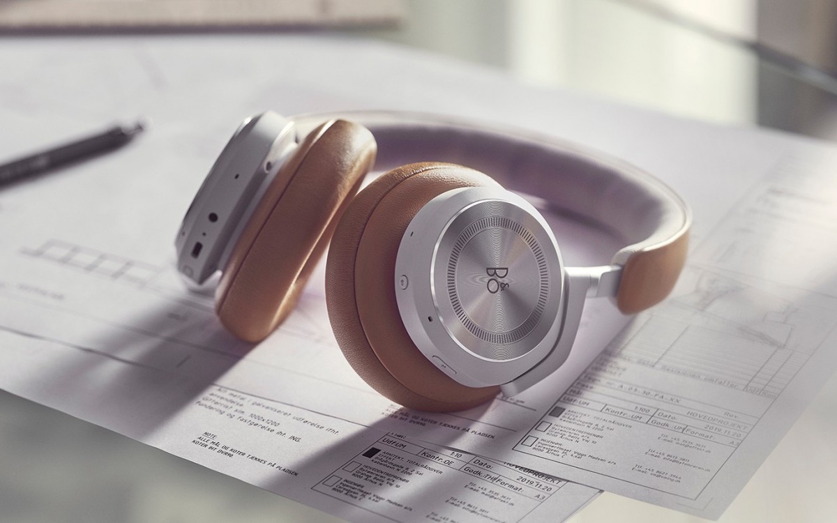 B&O's new Beoplay HX noise canceling headphones last an impressive