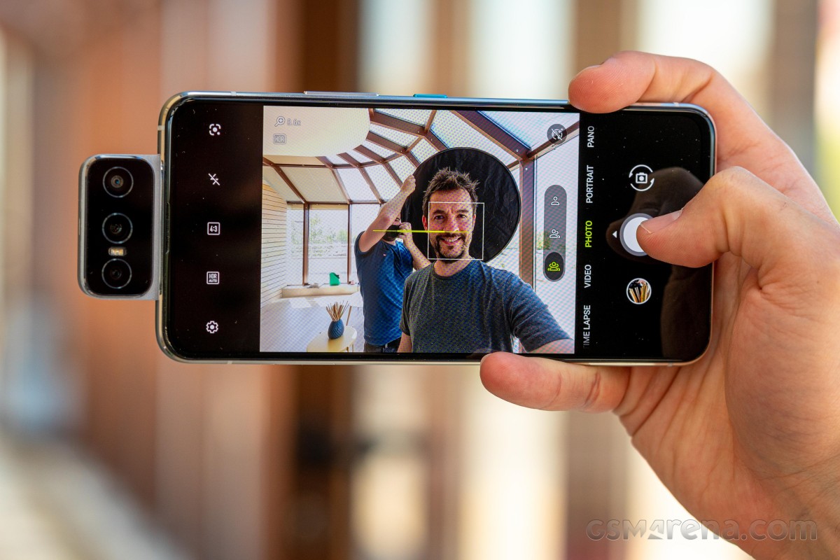 Our Zenfone 8 Flip video review is up - GSMArena.com news