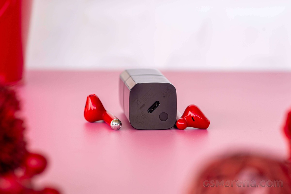 Huawei Freebuds Lipstick review - GSMArena.com news