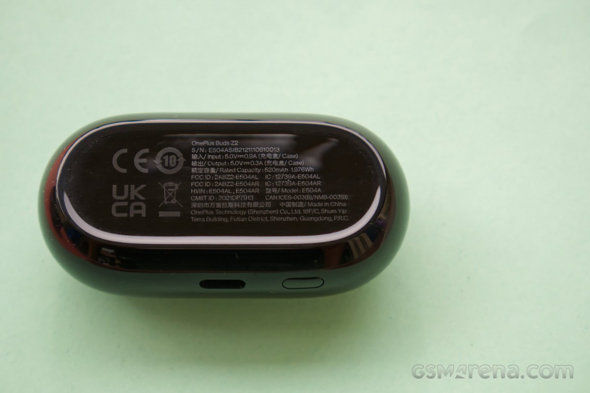 OnePlus Buds Z2 vs Nothing ear (1)