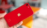 The iPhone SE+ 5G will become available in late April or early May, claims analyst