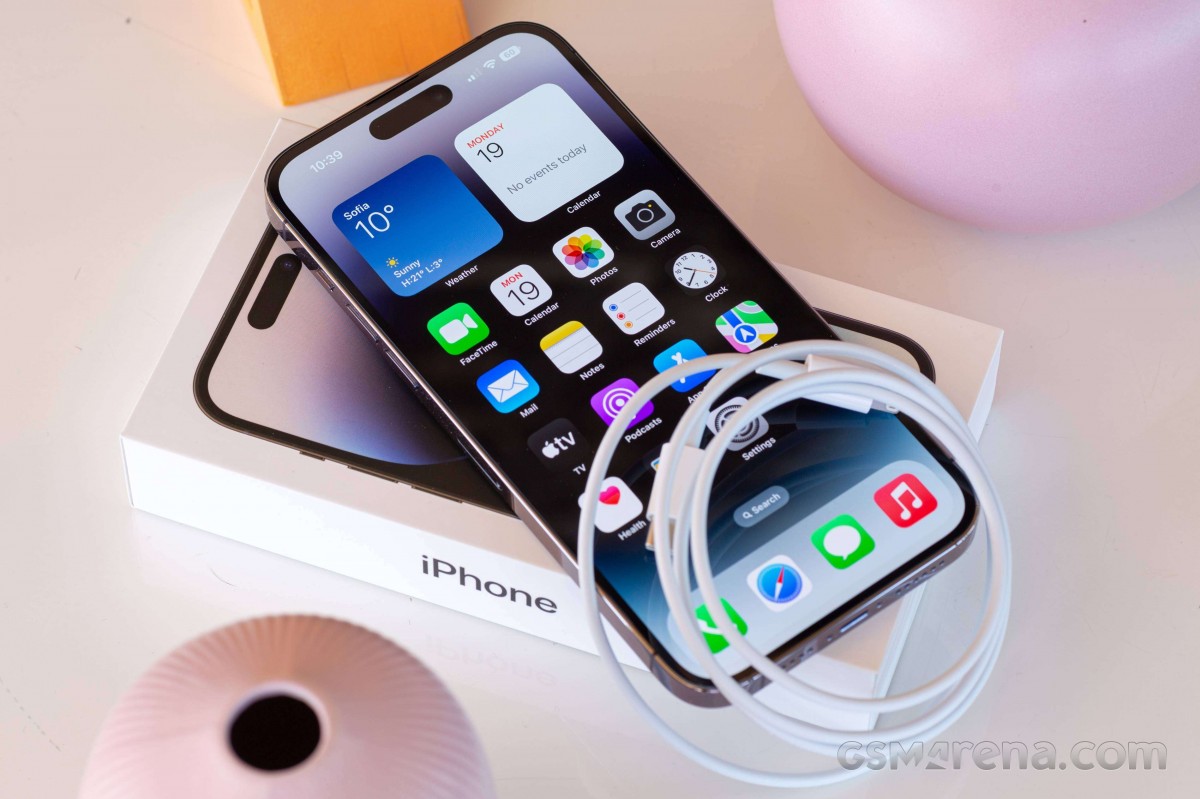 Apple iPhone 14 Pro Max in for review - GSMArena.com news