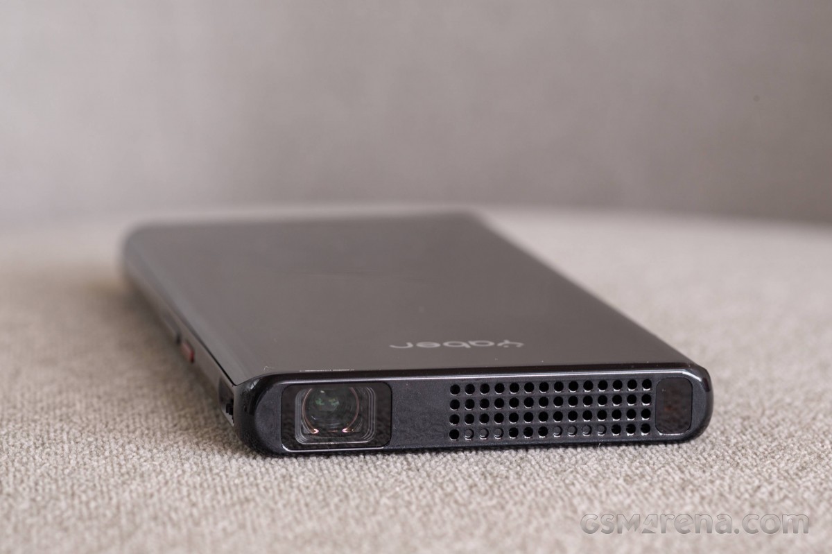 Yaber Pico T1 projector review - GSMArena.com news