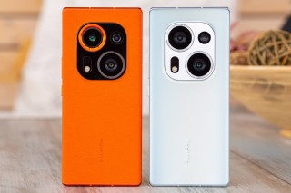 Phantom X2 Pro (left) and Phantom X2 (right)