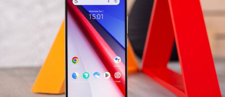 iQOO 12 specs leak again, this time including display details