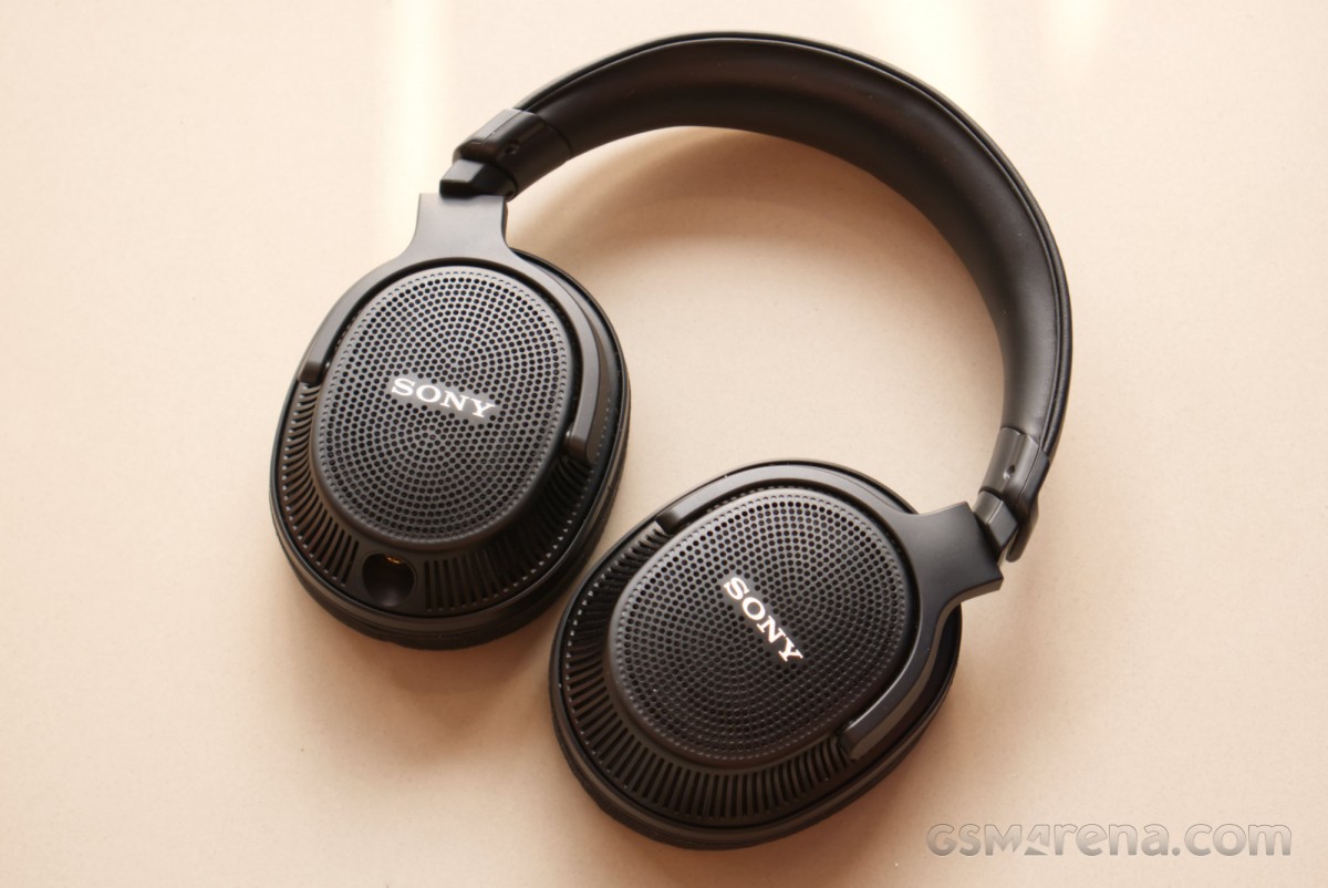 Sony MDR-MV1 headphones review - GSMArena.com news