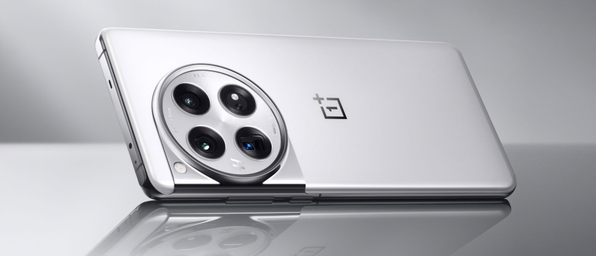 OnePlus 12 debuts with Snapdragon 8 Gen 3, IP65 rating and 50W