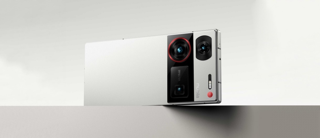 Nubia Z60 Ultra - 12GB+13GB? / 256GB - Version Mondiale - Occasion