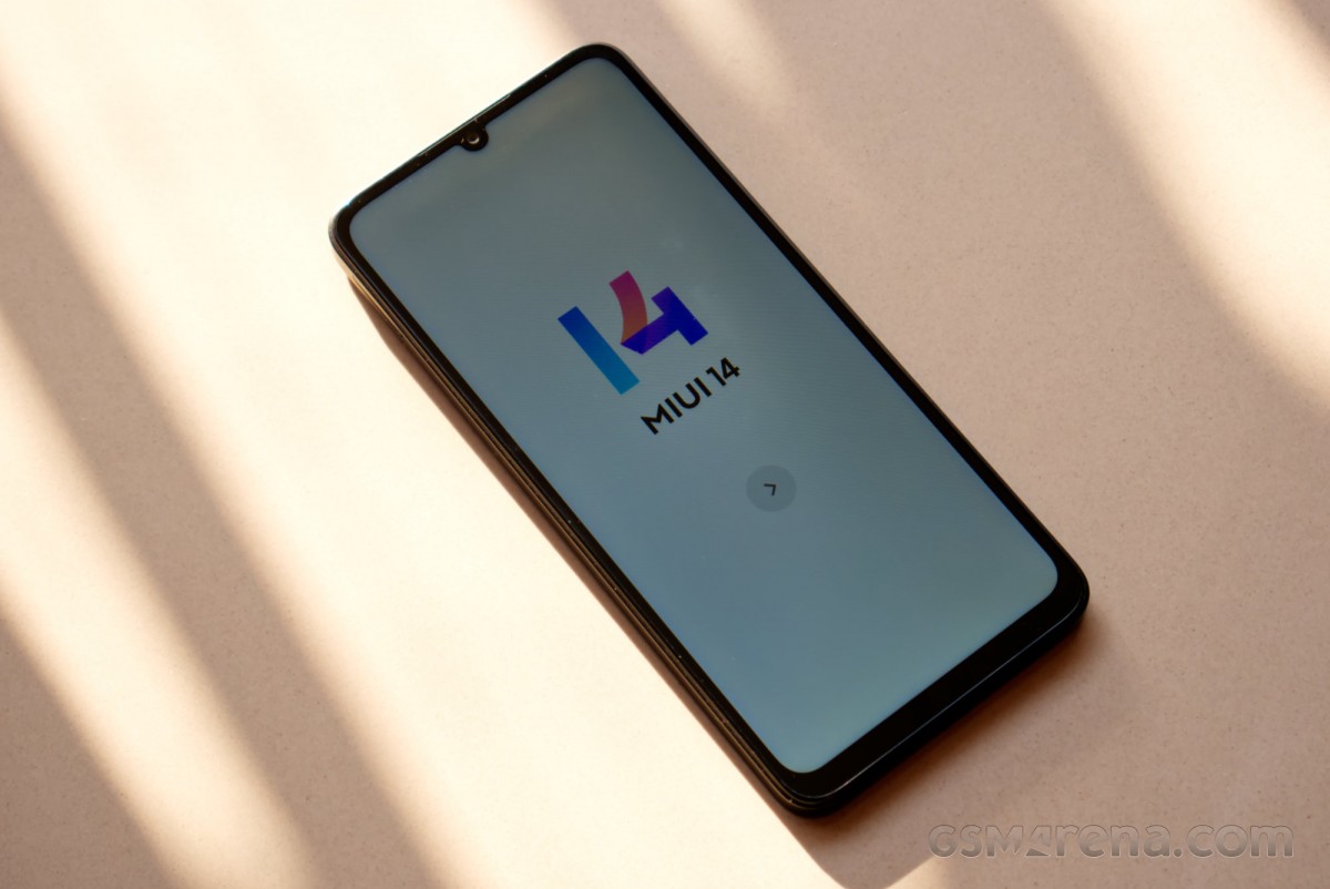 POCO M6（未使用＆未開封・黒色） New and unpacking POCO M6（未使用