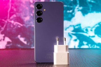 Unboxing the Galaxy S24+