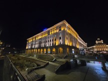 Galaxy S24 Ultra low-light samples: 0.6x - f/2.2, ISO 1600, 1/33s - Samsung Galaxy S24 Ultra vs. Samsung Galaxy S23 Ultra