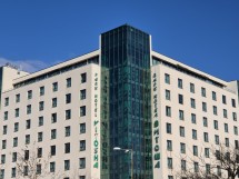 Samsung Galaxy S24 daylight samples: 3x