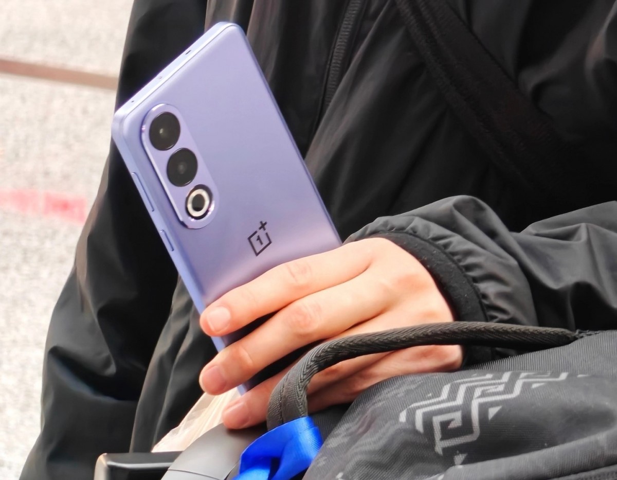 OnePlus Ace 3V leaks in hands-on shots again, this time in purple