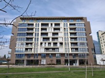 Samsung Galaxy A35: 12.5MP main camera samples - f/1.8, ISO 25, 1/1255s - News 24 03 Samsung Galaxy A35 vs. Galaxy A54 review