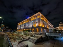 Google Pixel 8: 0.6x • 1x • 2x