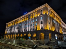 Google Pixel 8: 0.6x • 1x • 2x