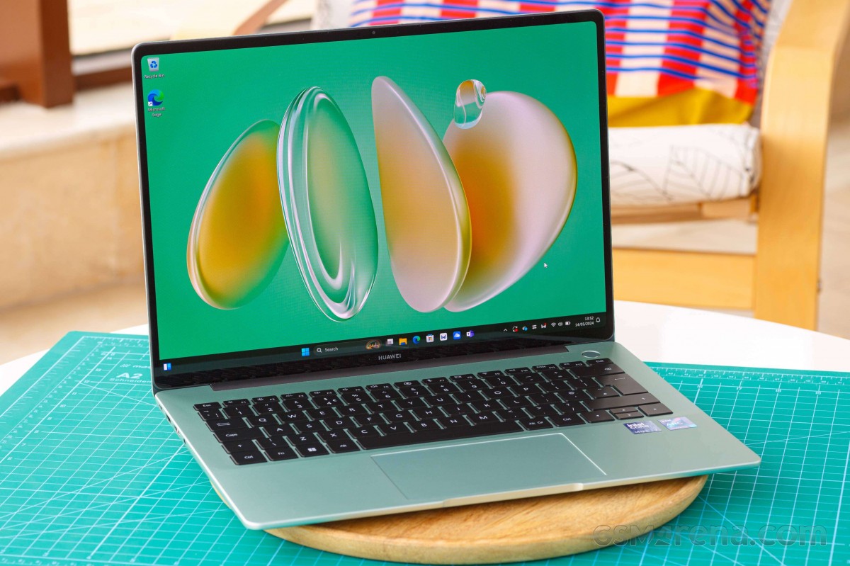 Huawei MateBook 14 2024 unboxing - GSMArena.com news