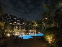 Ultrawide camera, 8MP, 0.6x magnification (16mm)