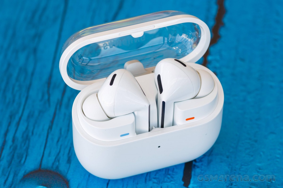 Samsung Galaxy Buds3 Pro in for review - GSMArena.com news