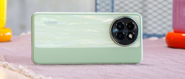 Xiaomi 14 Civi in Matcha Green hands-on - GSMArena.com news