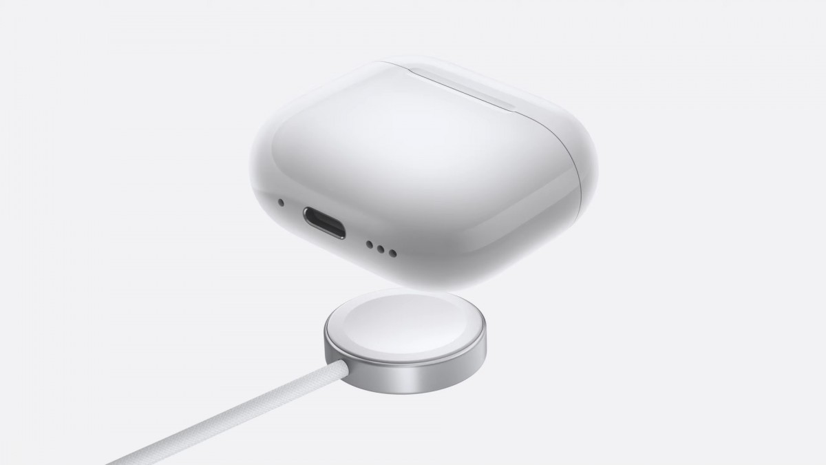 Apple introduces the new AirPods 4 with ANC and tons of new