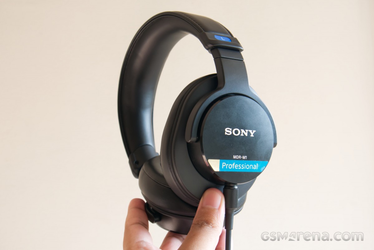 Sony MDR-M1 Studio Headphones review - GSMArena.com news