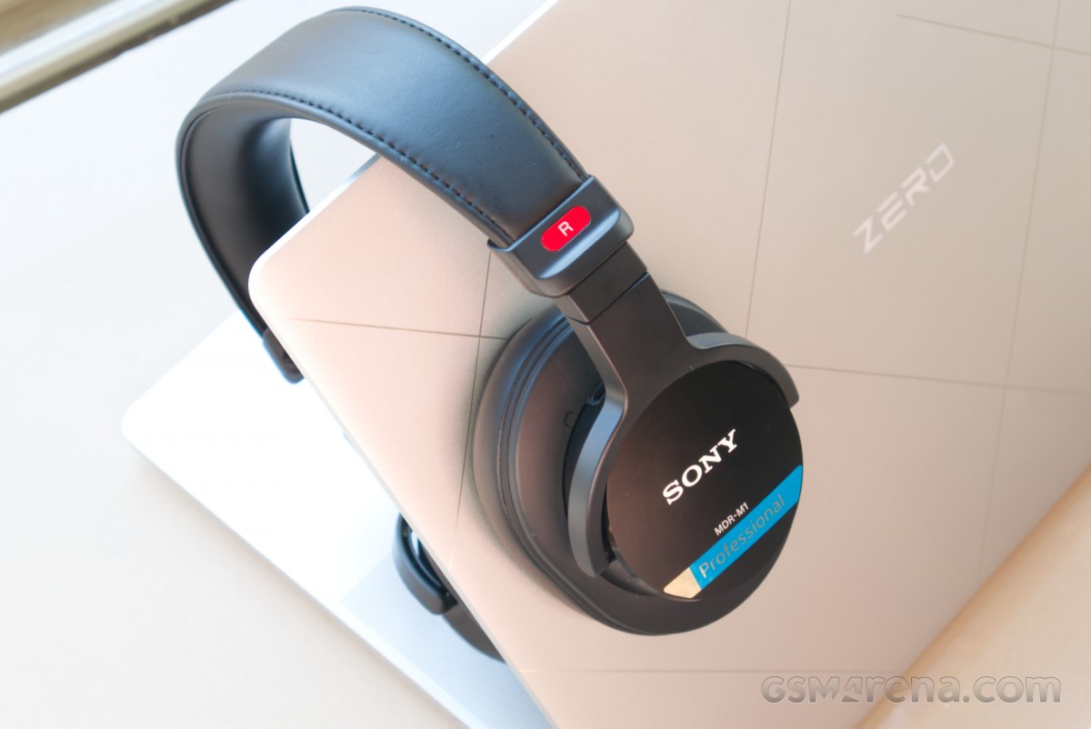 Sony MDR-M1 Studio Headphones review - GSMArena.com news
