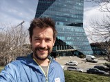 Selfie samples: Poco F7 Ultra - f/2.0, ISO 50, 1/313s - Poco F7 Pro vs. Poco F7 Ultra