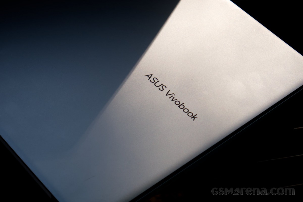 Asus Vivobook 16 X1607QA (Snapdragon X) review